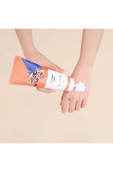 ROUND LAB Soybean Panthenol Cleanser